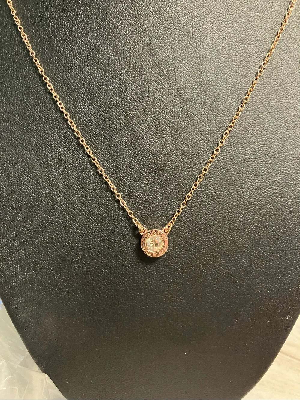 🌸Coach Rose Gold Signature Crystal Necklace